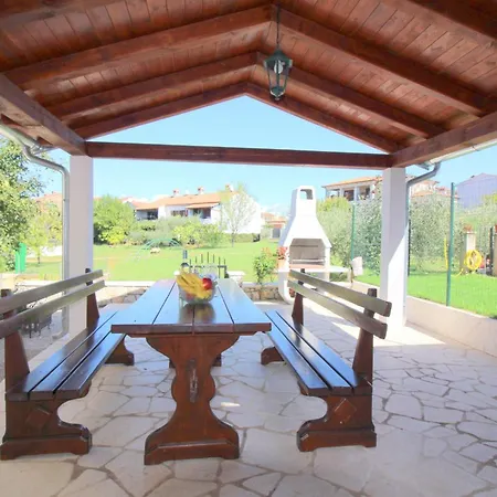 Holiday home Strandnahes Anamaria Fuer 6 Personen Porec